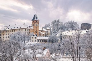 Tyhle naše skvosty nespí! Které krásné hrady a zámky můžete navštívit i v zimních měsících - Proženy.cz
